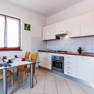 apartments-andrej.hotelinzadar.com/